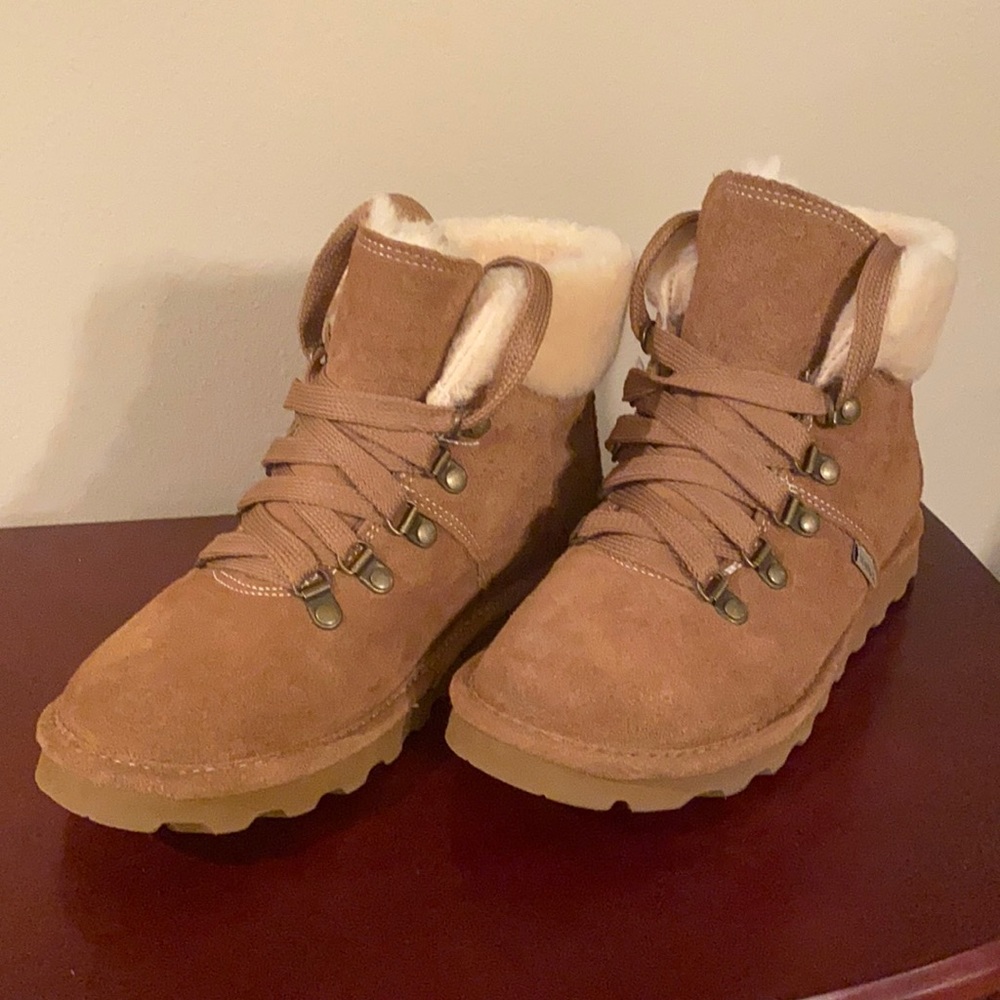 BearPaw Marta Women’s Size 9